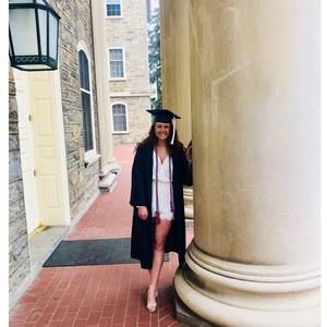 Meet your Posher, Kelly